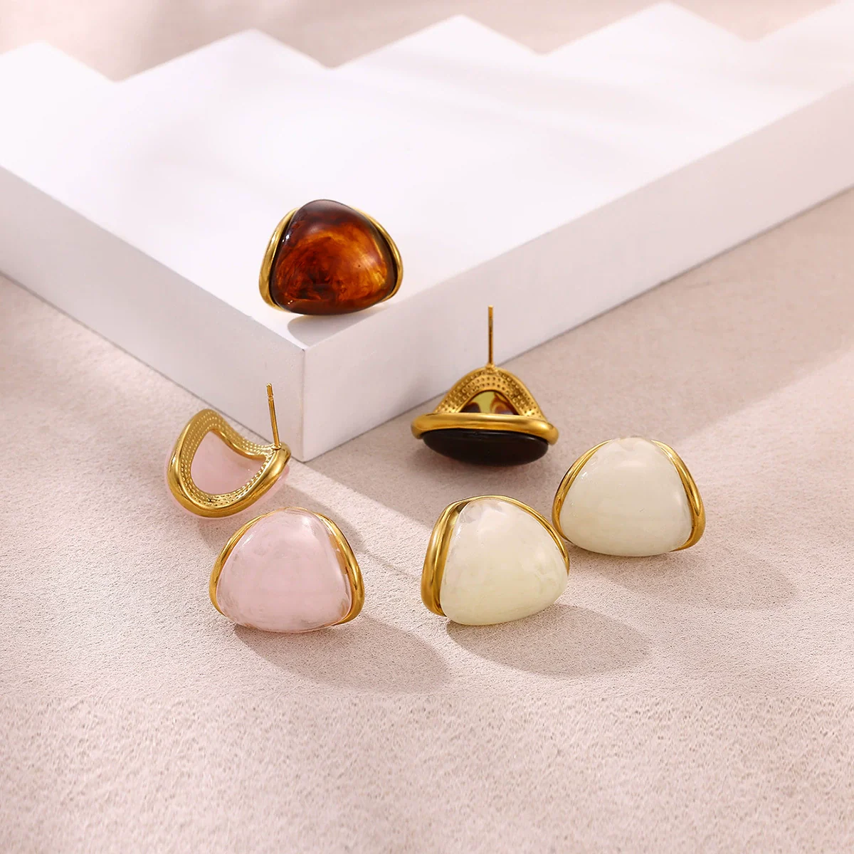 Wholesale Unisex Geometric Stainless Steel And Gold Electroplated Earrings Jewelry Retro Maillard Style - Image 3