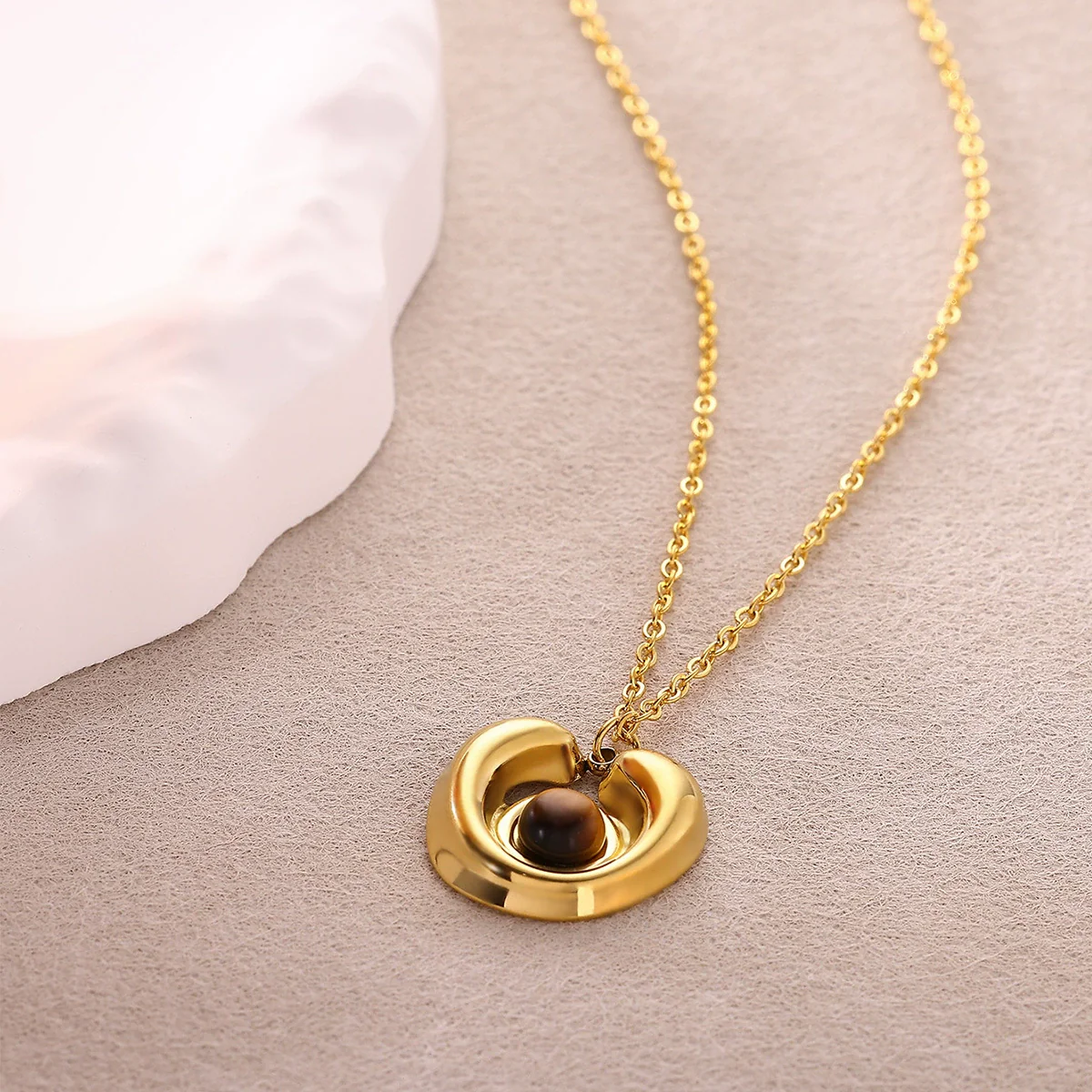 Wholesale Unisex Geometric Tiger Eye Stone Pendant Necklace With Cross Chain 18K Gold Electroplated Stainless Steel Jewelry - Image 2
