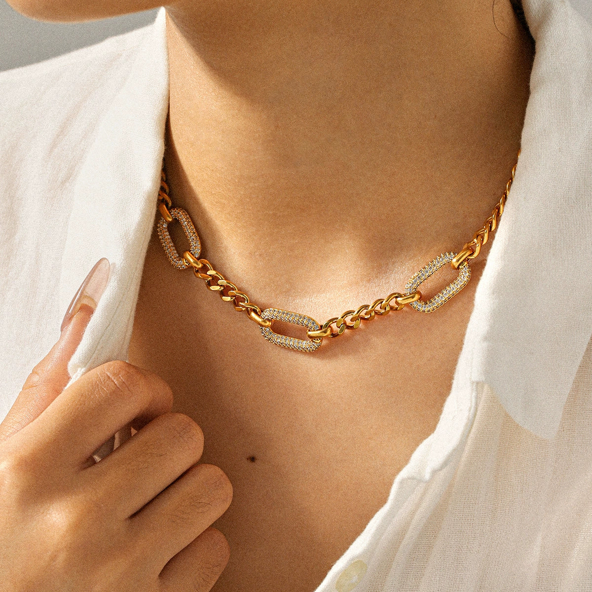 Wholesale Unisex Ins Style Stainless Steel Geometric Pattern Necklace With Diamonds And Zircons Electroplated Cuban Link Chain - Image 2