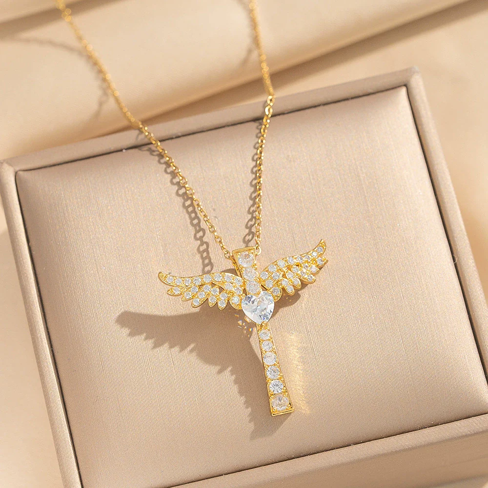 Wholesale Unisex Light Luxury Gold Plated Copper And Zircon Cross Necklace With O Word Chain - Image 2