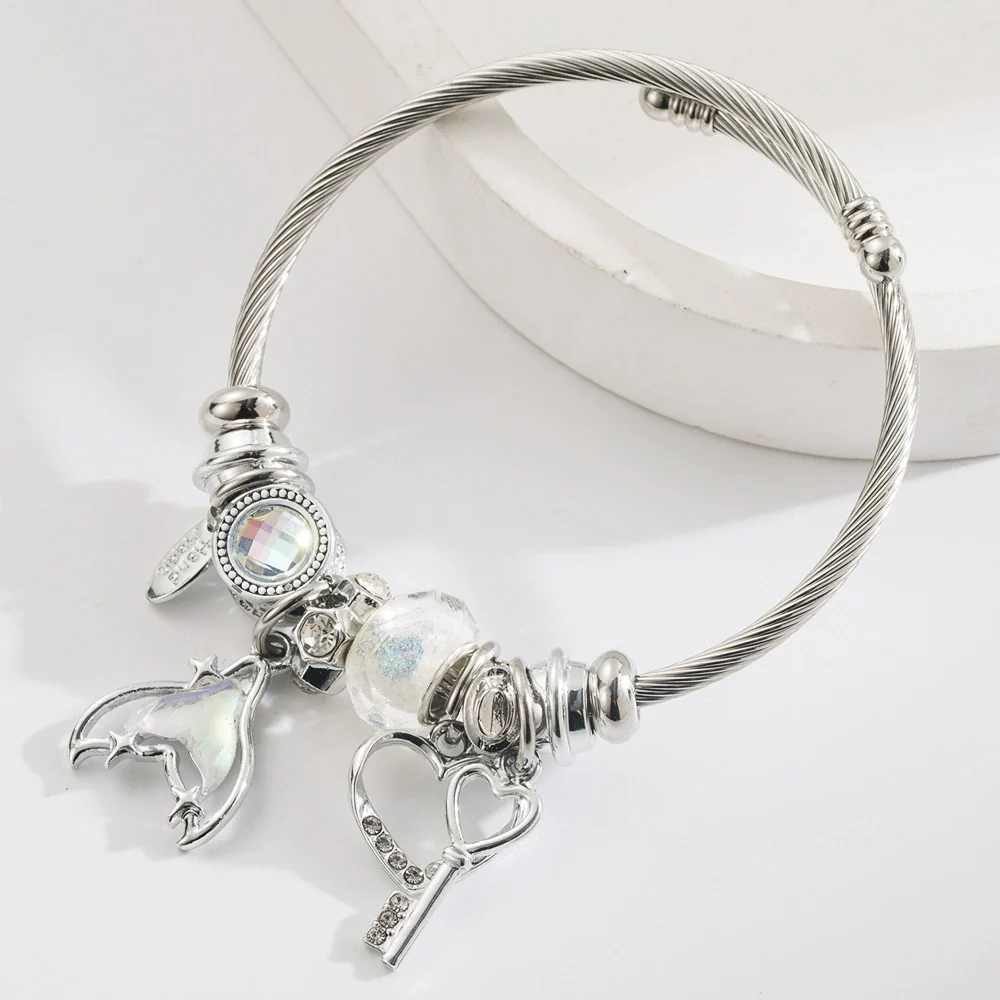 Wholesale Unisex Stainless Steel And Alloy Bracelet With Diamondencrusted Heart Pendant - Image 3