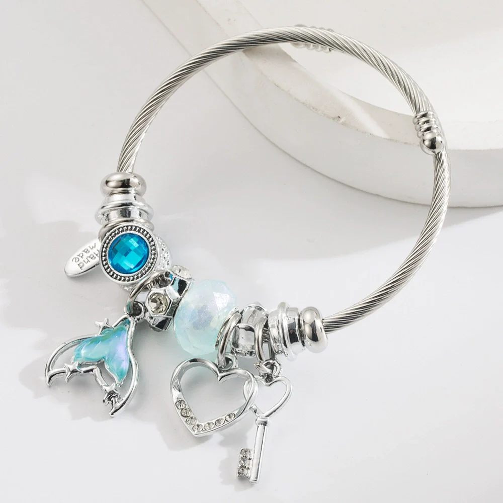 Wholesale Unisex Stainless Steel And Alloy Bracelet With Diamondencrusted Heart Pendant - Image 4