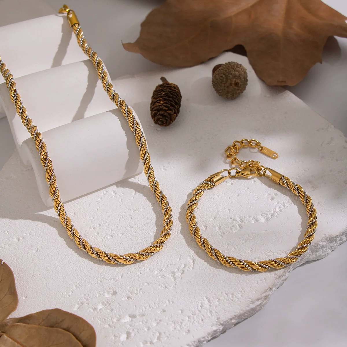 Wholesale Unisex Stainless Steel Electroplated Twist Chain Necklace And Bracelet Jewelry - Image 3