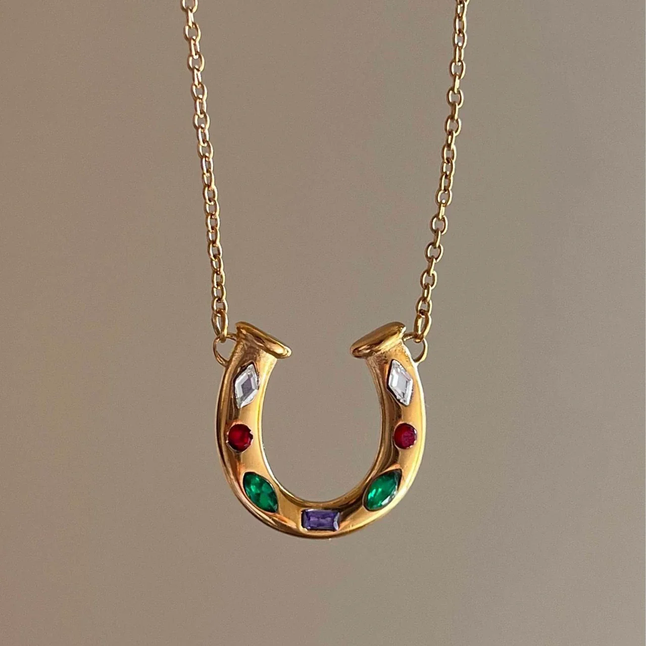 Wholesale Unisex Stainless Steel O Chain Necklace With Geometric Ushaped Pendant Electroplated And Inlaid Zircon Featuring Rainbow And Horseshoe Lucky Symbol - Image 2