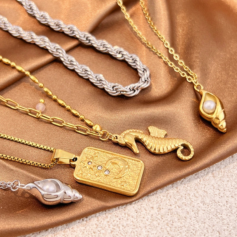 Wholesale Unisex Vintage Minimalist Electroplated Titanium Steel And Stainless Steel Ushaped Pendant Cross Chain Necklace Jewelry