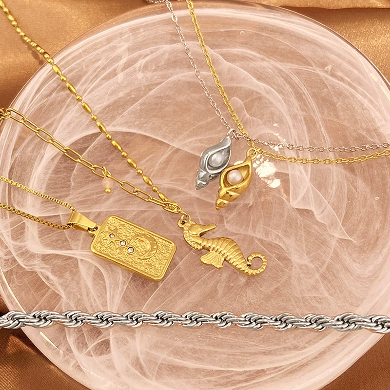 Wholesale Unisex Vintage Minimalist Electroplated Titanium Steel And Stainless Steel Ushaped Pendant Cross Chain Necklace Jewelry - Image 2