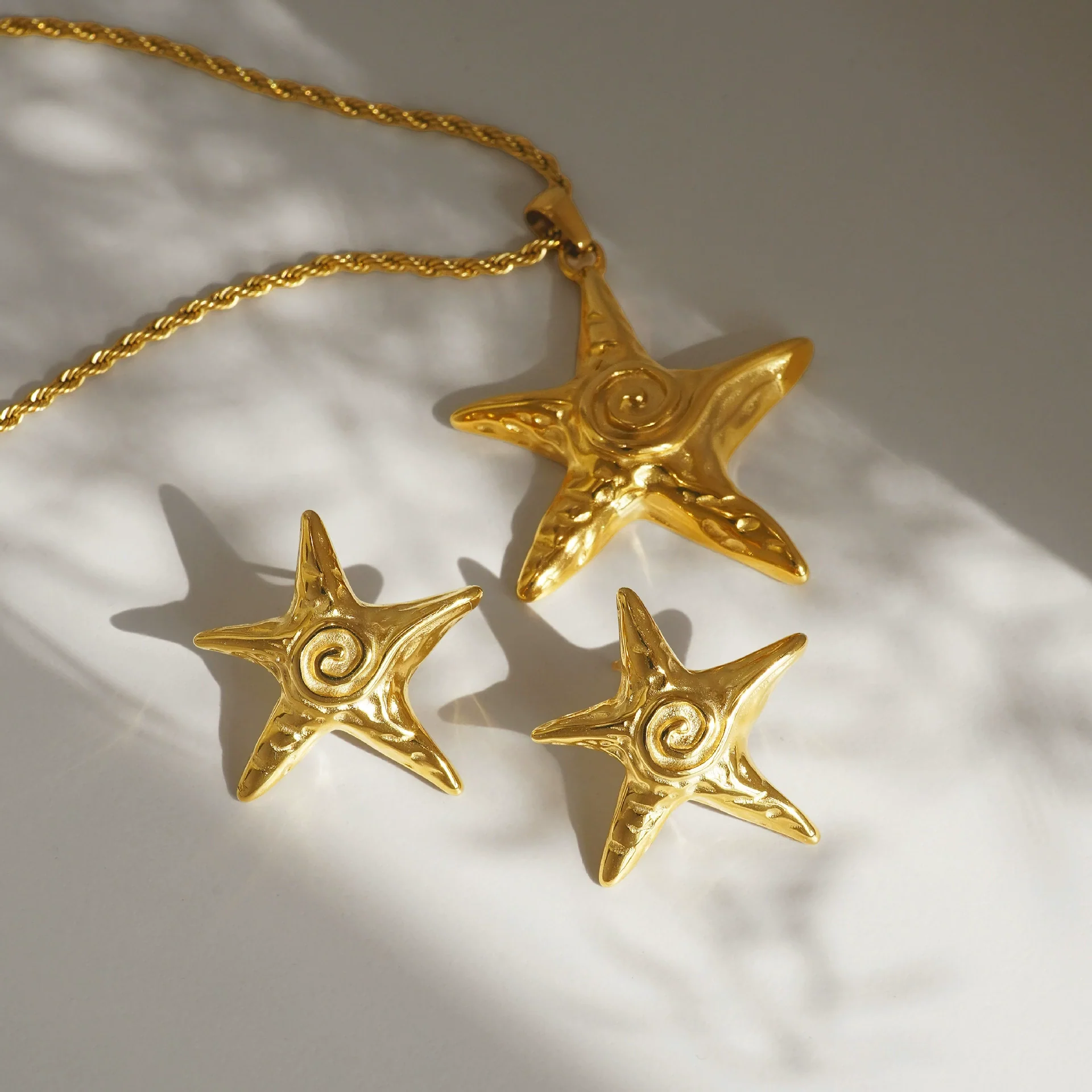 Wholesale Vintage Electroplated Copper Starfish Beach Necklace And Earrings Set For Women With Drop Shape Design And Snake Bone Chain - Image 2
