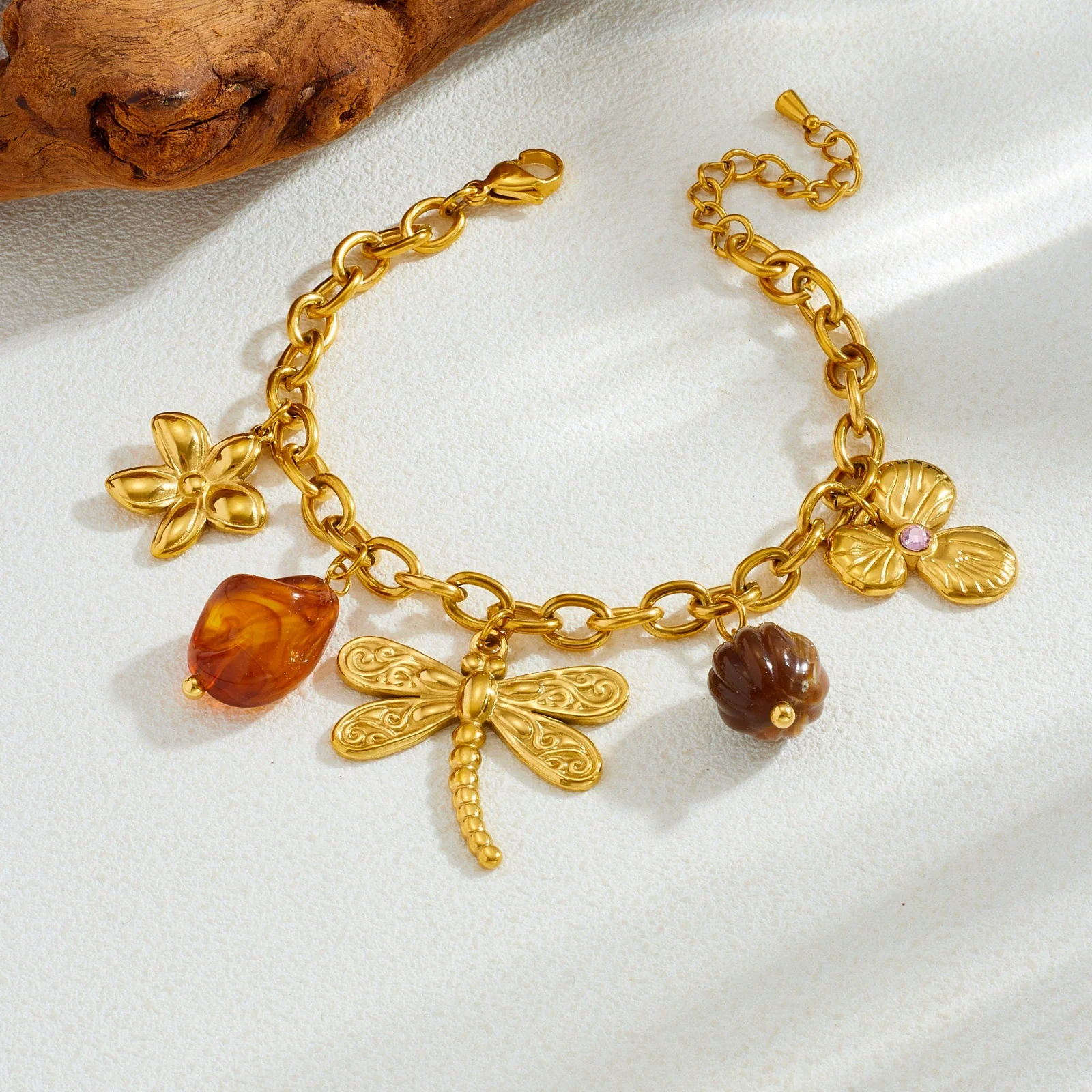 Wholesale Vintage Electroplated Stainless Steel Jewelry Set With Dragonfly And Butterfly Patterns For Women - Image 3