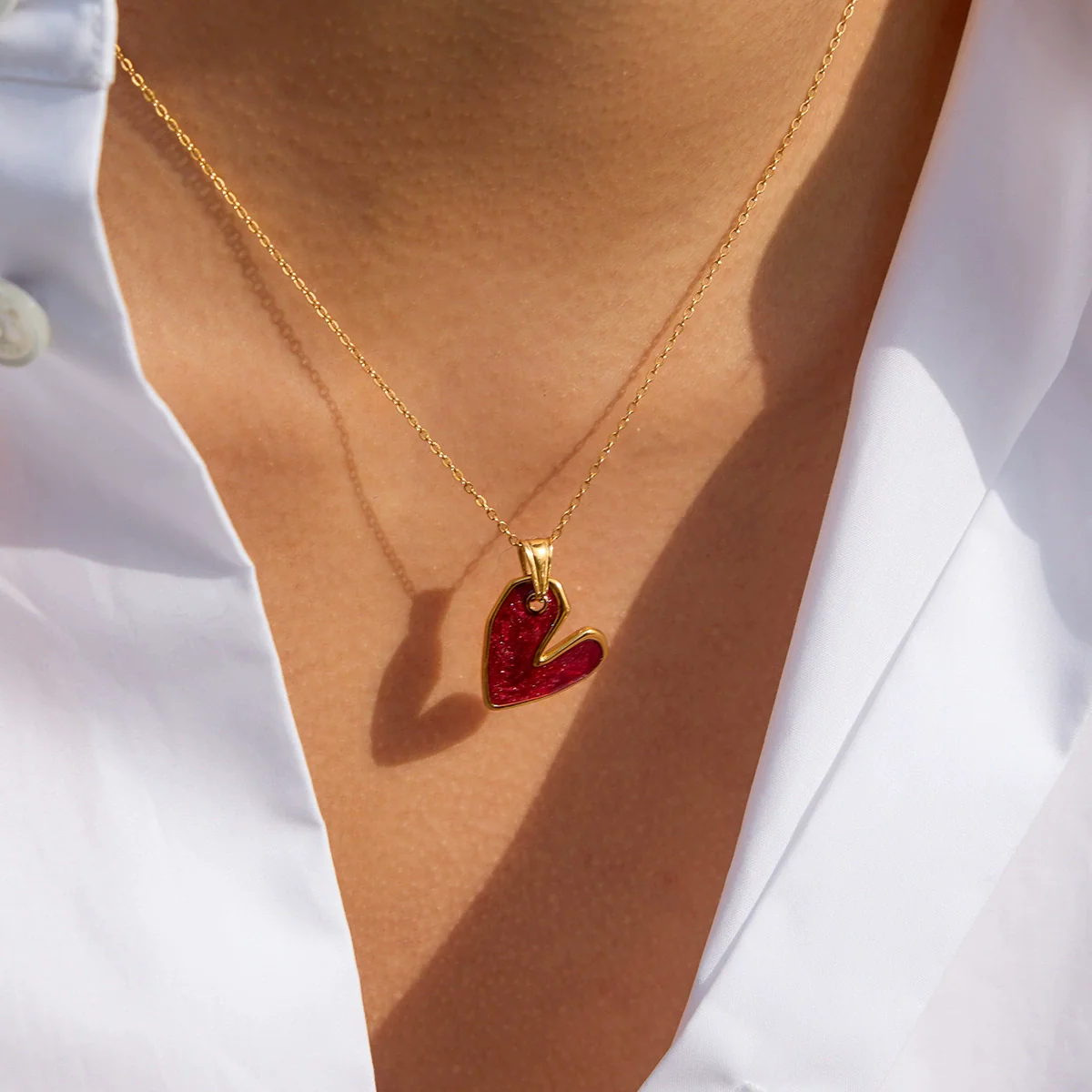 Wholesale Vintage Style Electroplated Stainless Steel Heart Water Drop Bell Pendant Necklace Jewelry For Women - Image 3