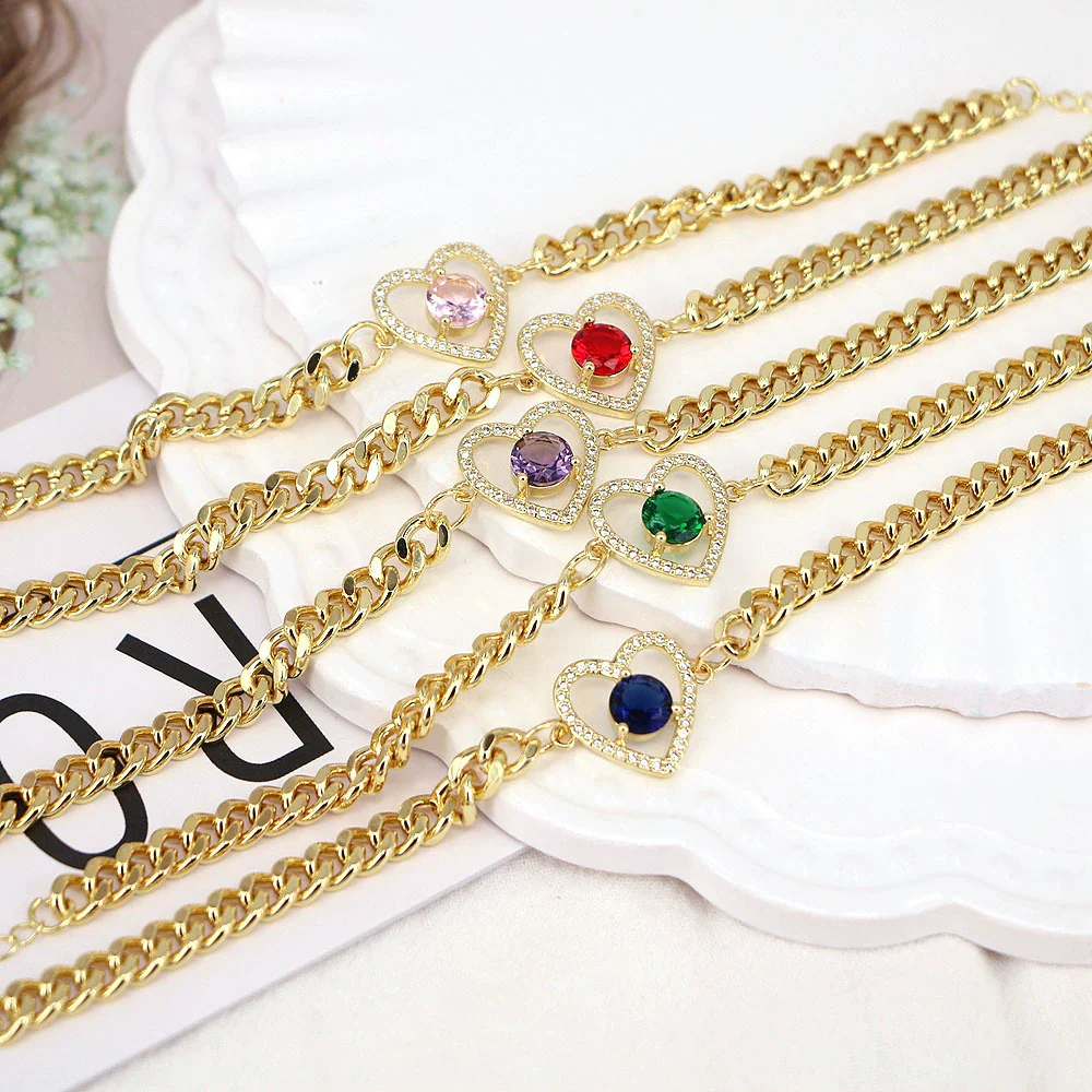Wholesale Vintage Style Heart Shaped Copper Gold Plated Micro Inlaid Zircon Women's Bracelet - Image 4