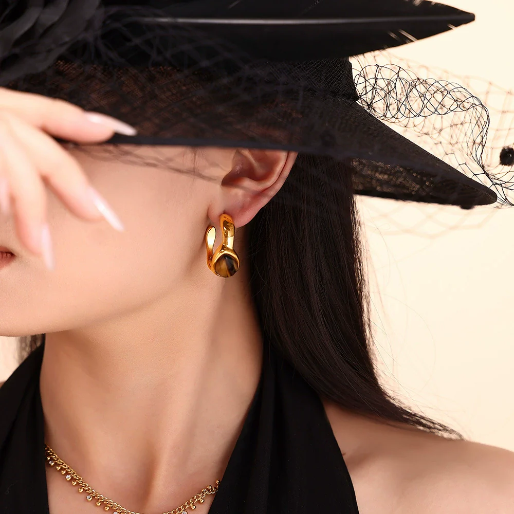 Wholesale Vintage Tiger Eye Stone Cshaped Earrings And Necklaces With Stainless Steel Pvd Electroplating For Women - Image 2
