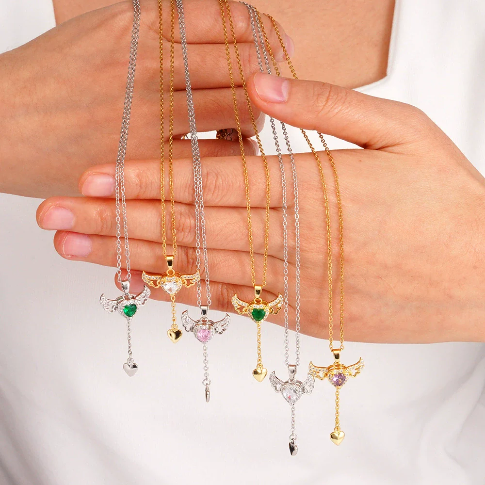 Wholesale Women Light Luxury Copper Heart Shape Necklace With Mixed Gemstone Inlay And Electroplating Treatment