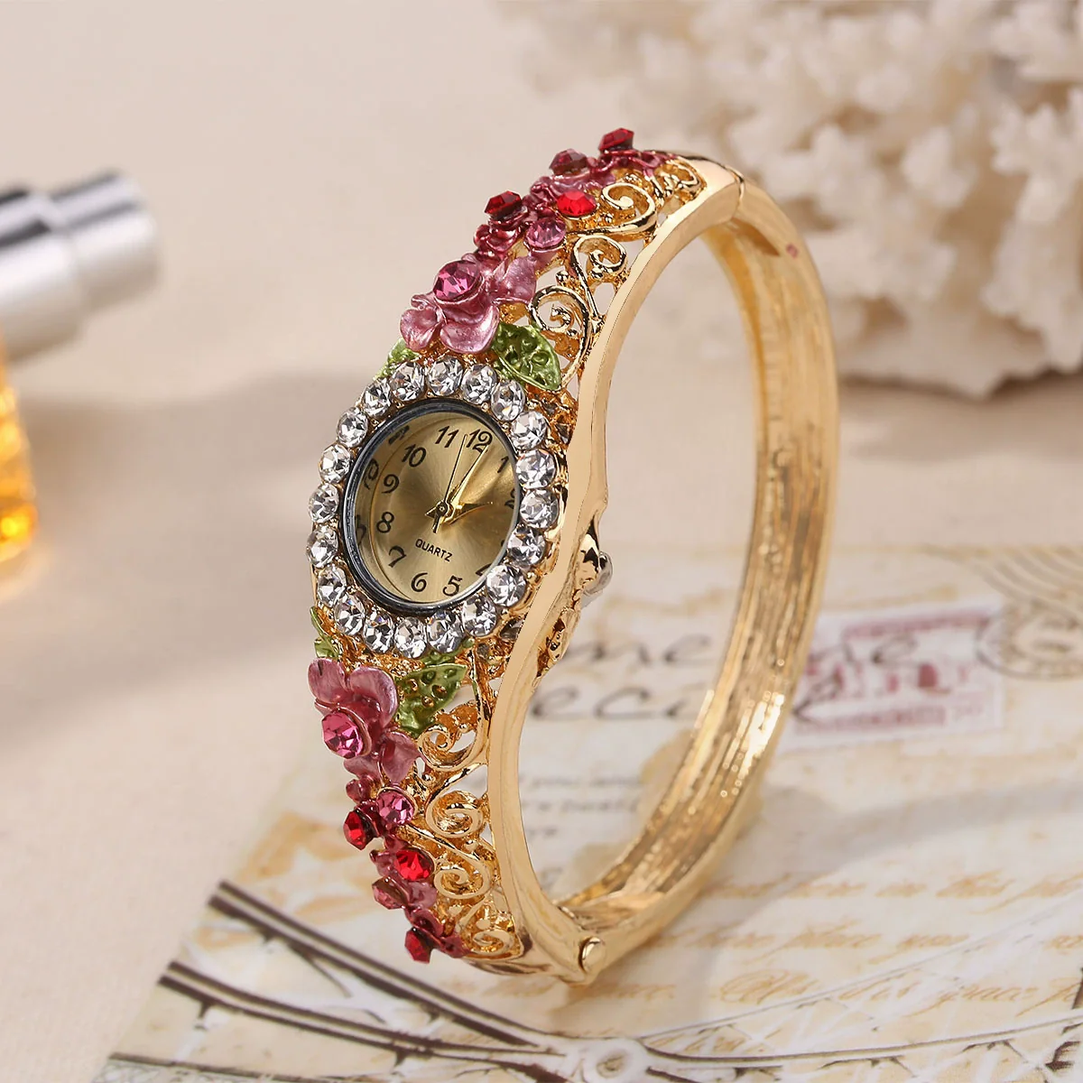 Wholesale Women Quartz Bracelet Watch Jewelry Set Alloy Stainless Steel Oval Dial Threedimensional Flower Middle Ancient Style - Image 8