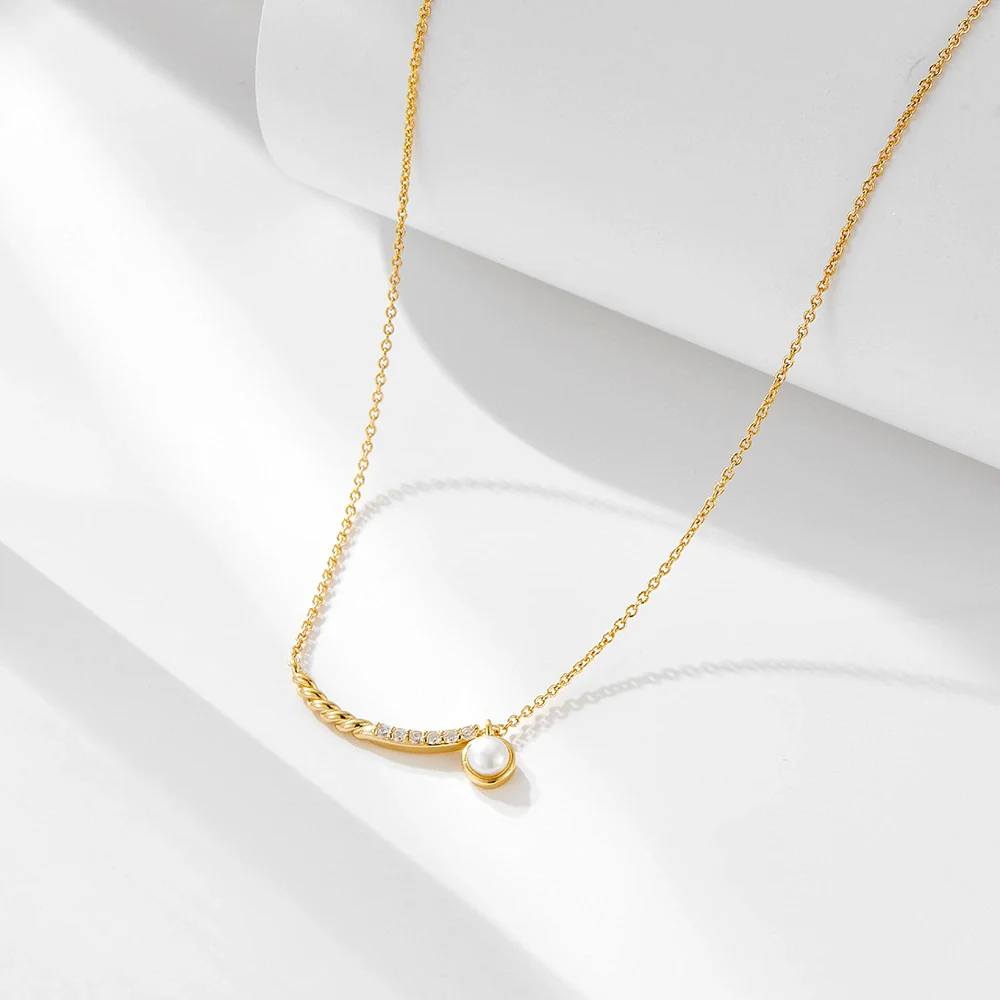 Wholesale Women's 925 Sterling Silver Diamondencrusted Geometric Pearl Pendant Necklace With Cross Chain