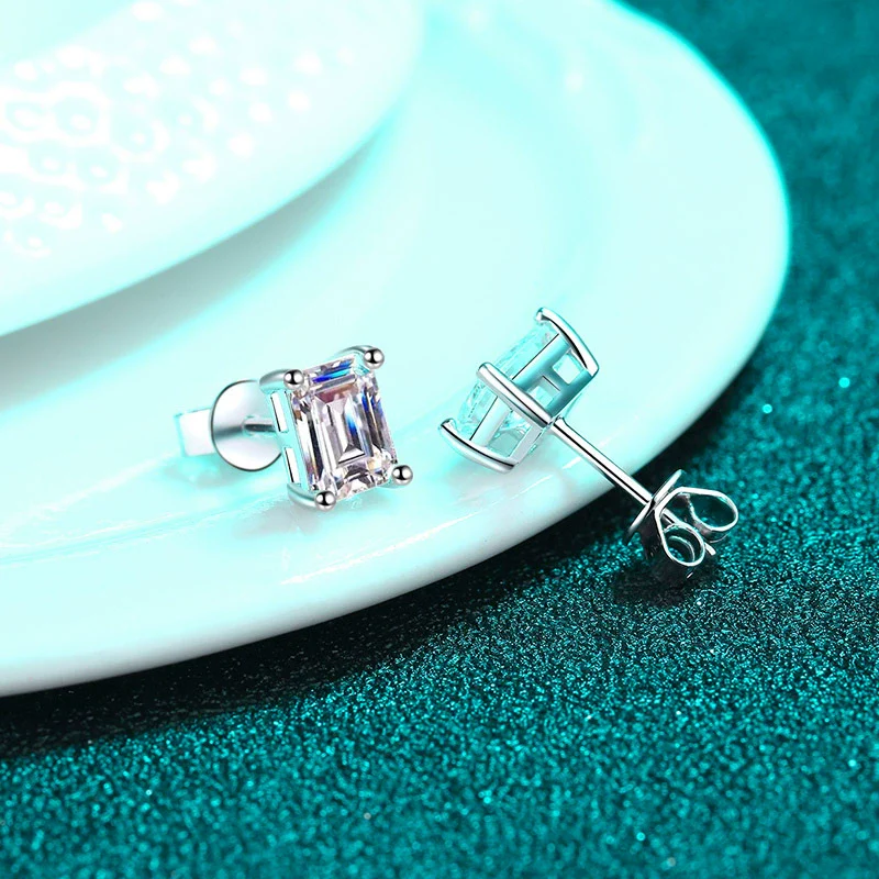 Wholesale Women's 925 Sterling Silver Earrings Inlaid With Long Chamfered Moissanite Geometric Style Electroplated - Image 3