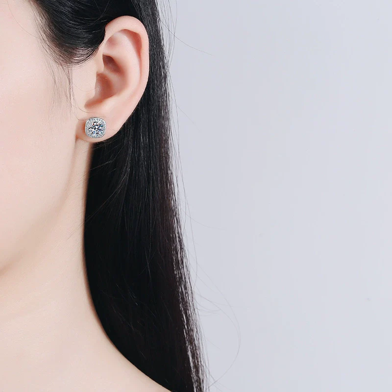 Wholesale Women's 925 Sterling Silver Earrings Pt950 Gold Plated With Leaf Pattern And Micro Inlay Moissanite - Image 4