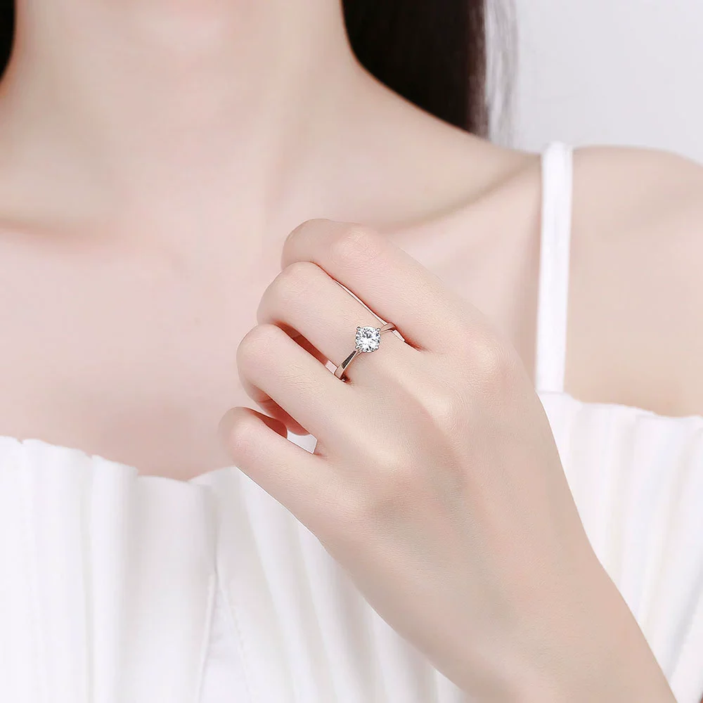 Wholesale Women's 925 Sterling Silver Geometric Single Diamond Four Claw Ring With Electroplating - Image 2
