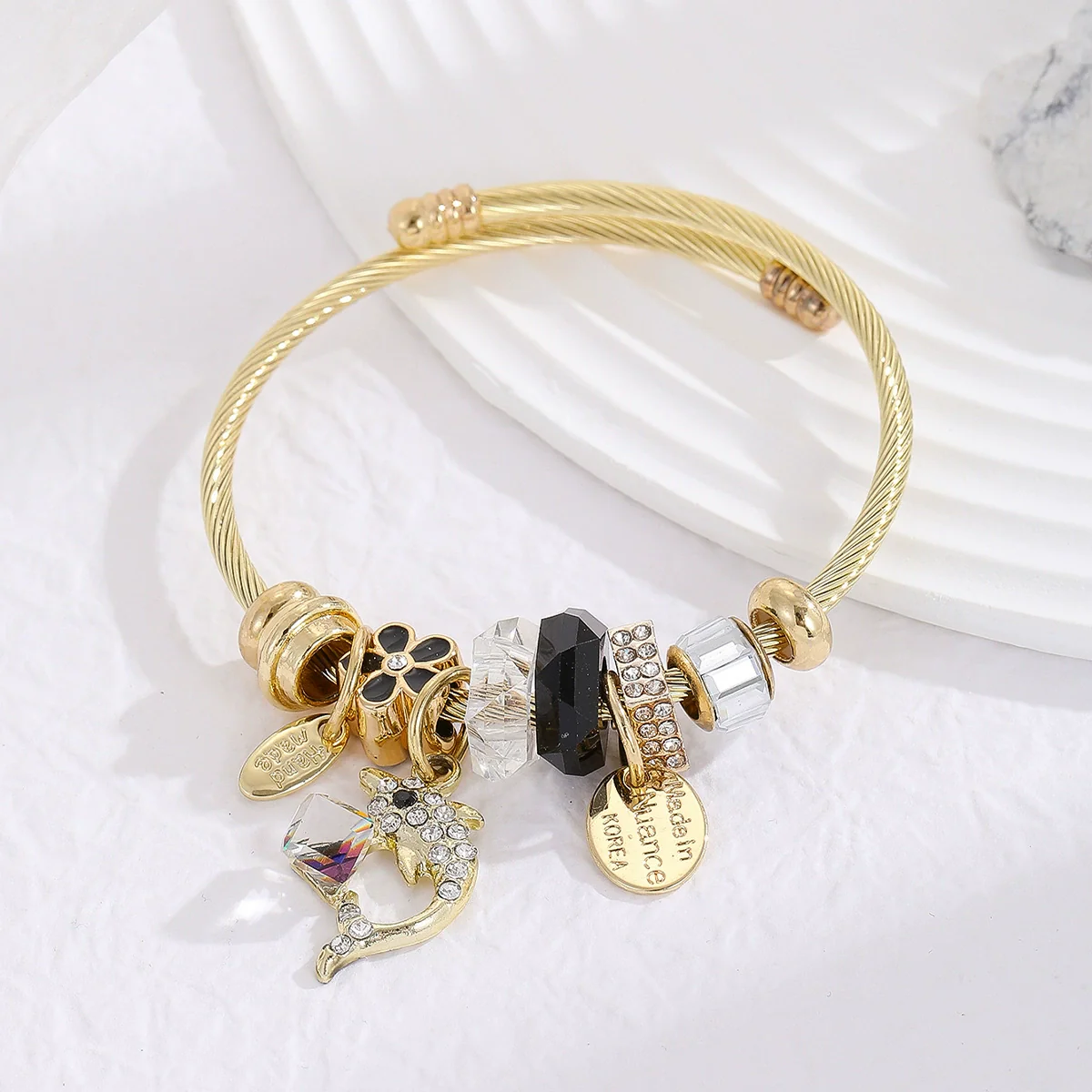 Wholesale Women's Allmatching Stainless Steel Bracelet With Diamond Embedded Heart Shape And Animal Zodiac Patterns - Image 4
