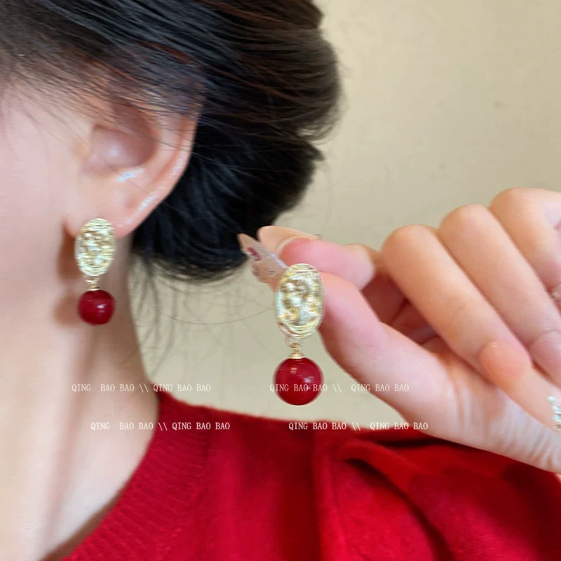 Wholesale Women's Alloy 925 Silver Electroplated Geometric Heart Shape Earrings - Image 10
