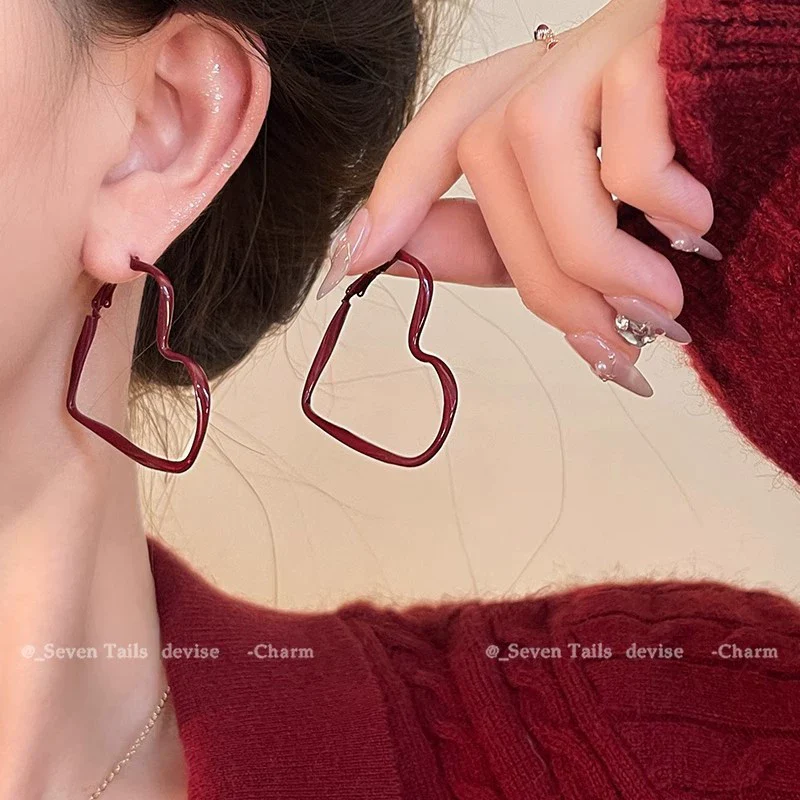 Wholesale Women's Alloy 925 Silver Electroplated Geometric Heart Shape Earrings - Image 19