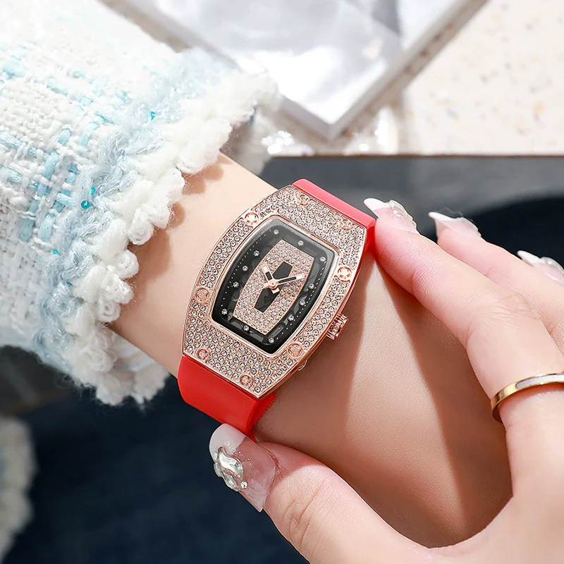 Wholesale Women's Alloy And Stainless Steel Barrelshaped Quartz Watch With Diamond Set And Fashion Style - Image 4