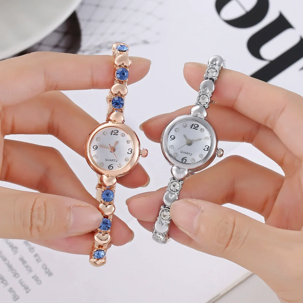 Wholesale Women's Alloy Bracelet Watch Fashion Simple Round Dial - Image 10