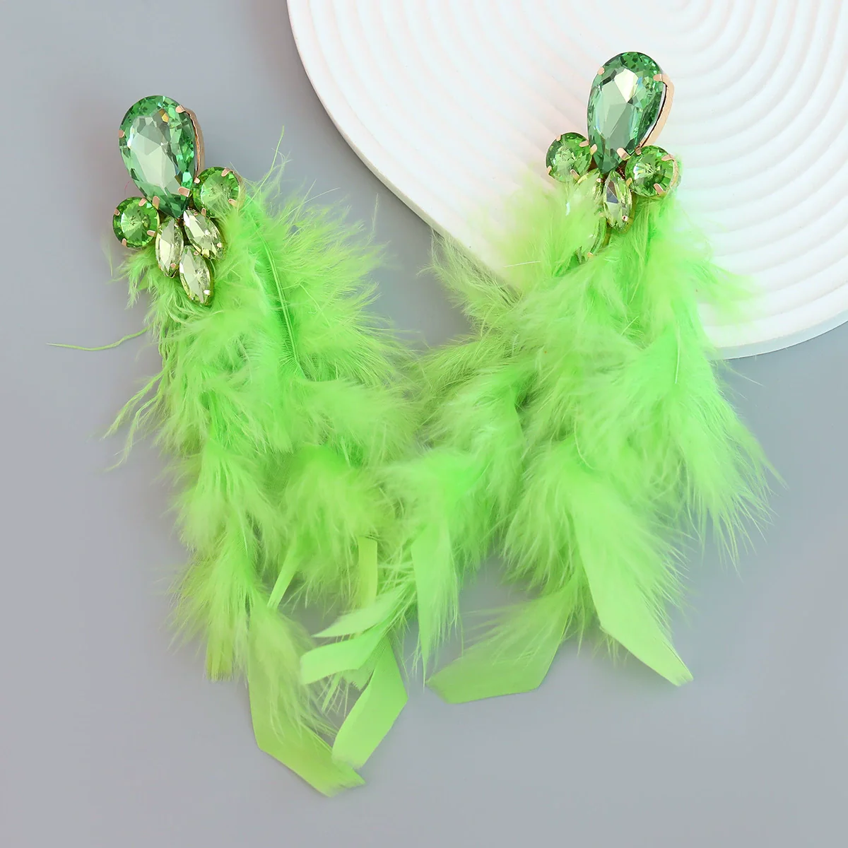 Wholesale Women's Alloy Diamond Geometric Flower Tassel Feather Earrings - Image 4