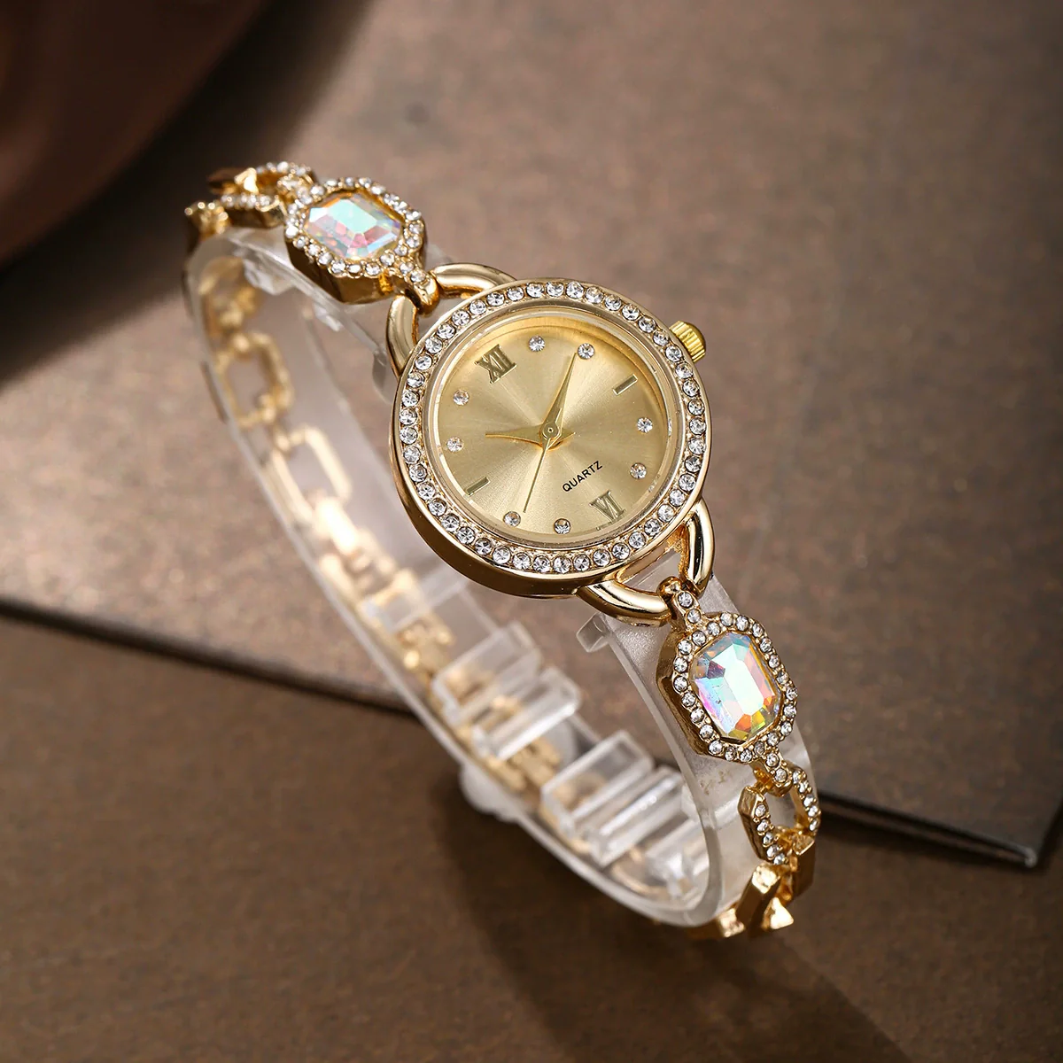 Wholesale Women's Alloy Leisure Watch With Colorful Gemstones And Round Dial And Gold Horseshoe Buckle - Image 8