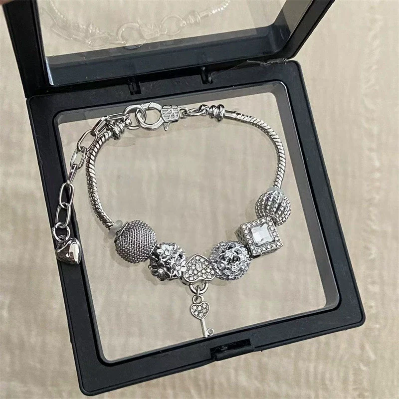 Wholesale Women's Beaded Bracelet With Flower Pattern Mixed Material Electroplated - Image 11
