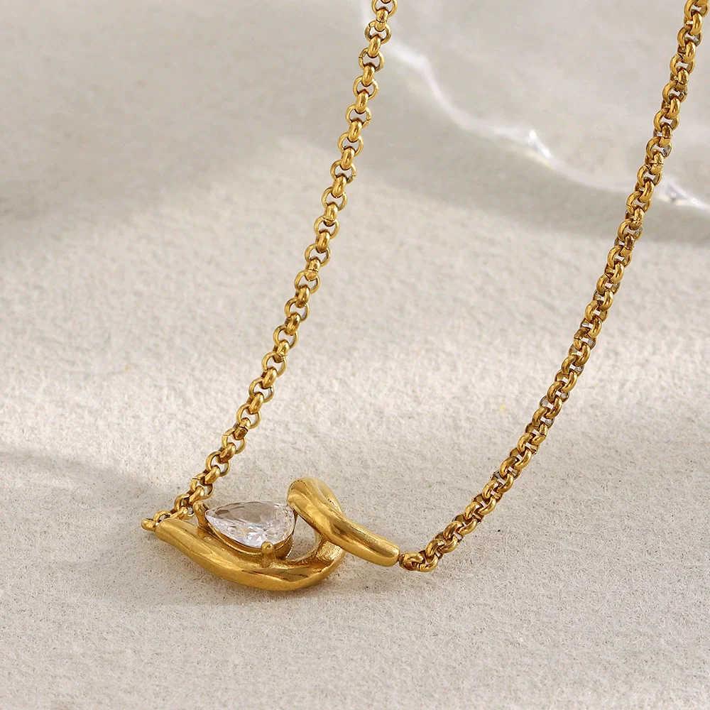Wholesale Women's Casual Geometric Stainless Steel 18K Gold Plated Necklace With Water Drop Zircon And Round Pearl - Image 4
