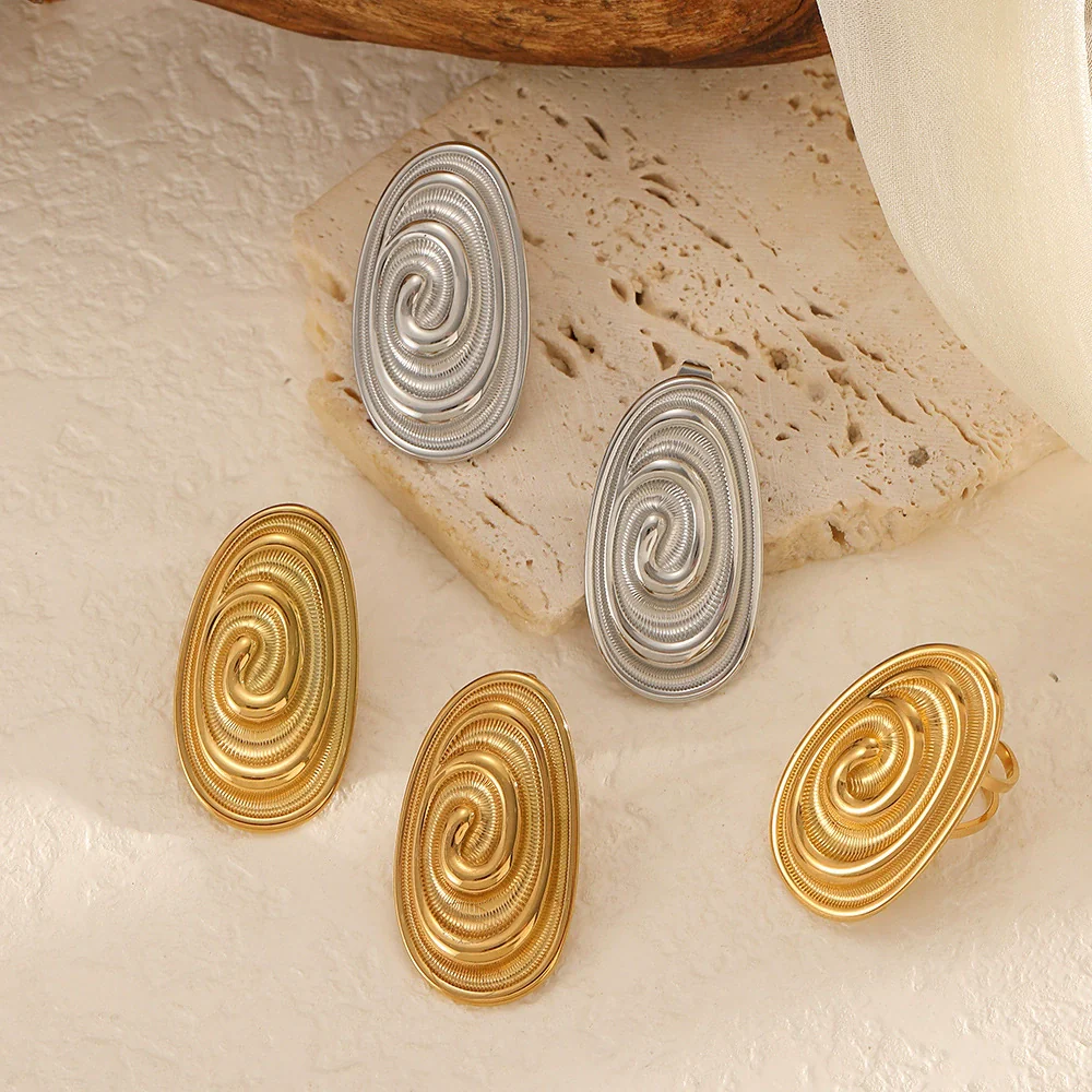 Wholesale Women's Casual Geometric Stainless Steel Earrings With Pvd Furnace Vacuum Real Gold Plating
