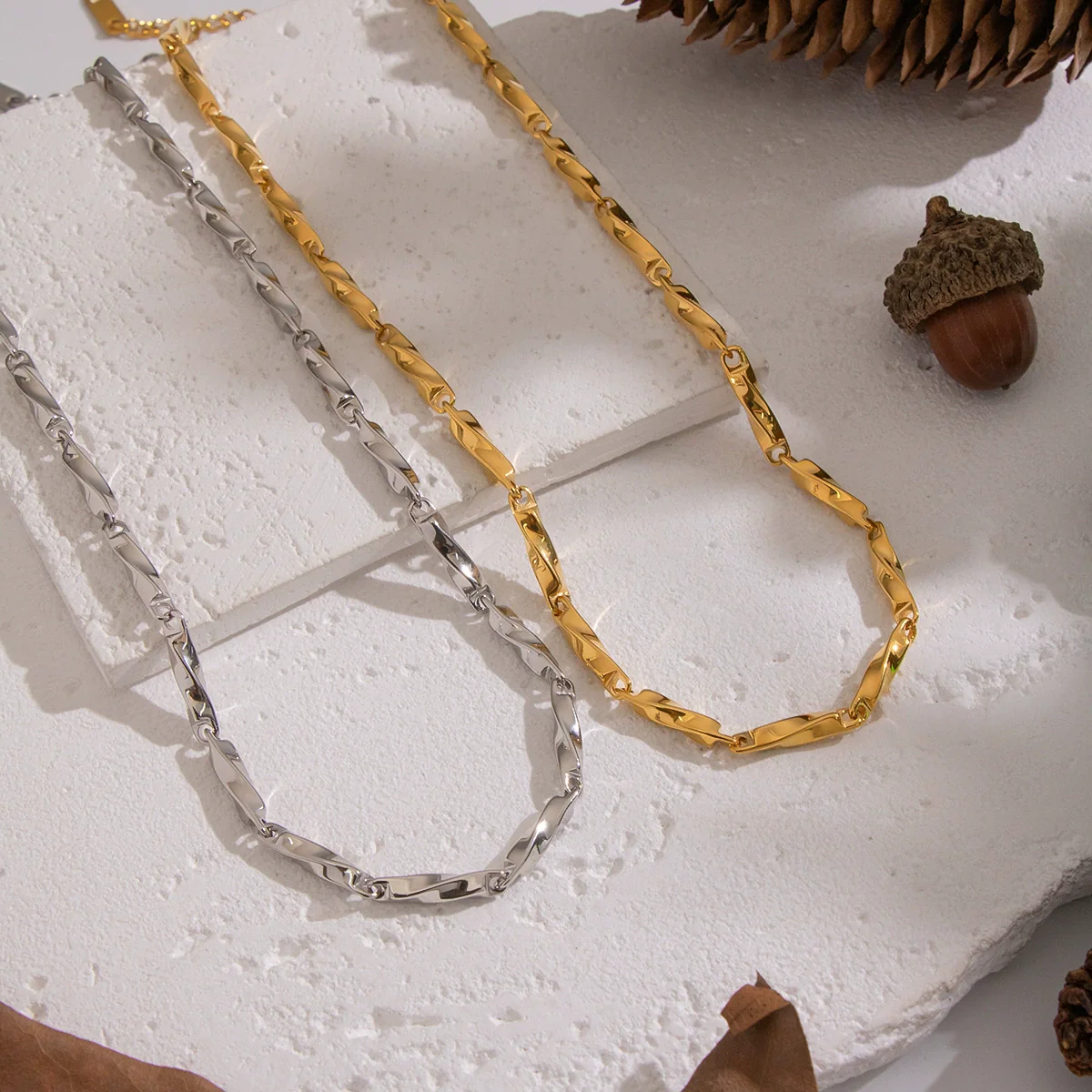 Wholesale Women's Casual Geometric Stainless Steel Necklace With 18K Real Gold Pvd Furnace Vacuum Plating - Image 2