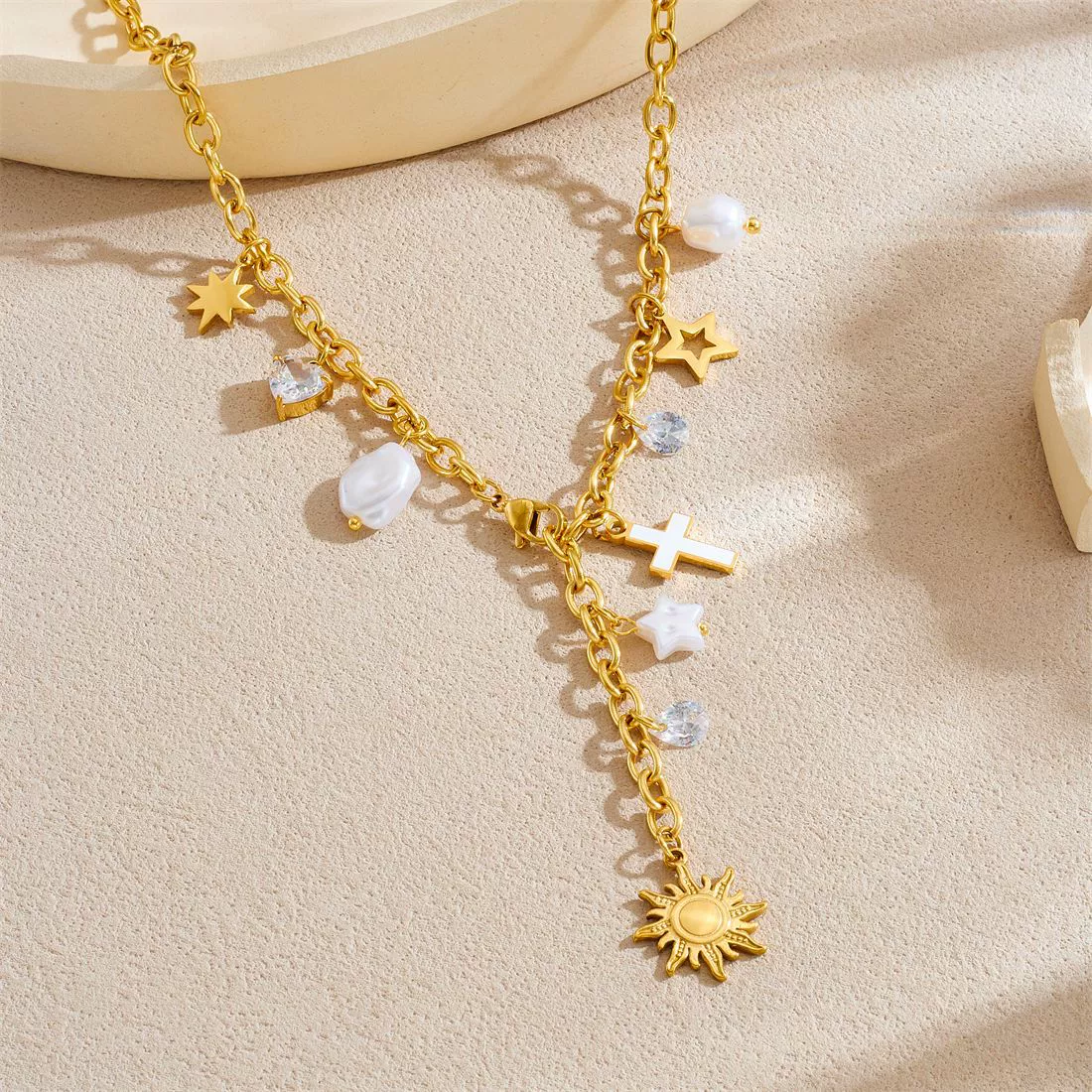 Wholesale Women's Casual Minimalist Goldplated Stainless Steel Star Pendant O Word Chain Necklace - Image 2