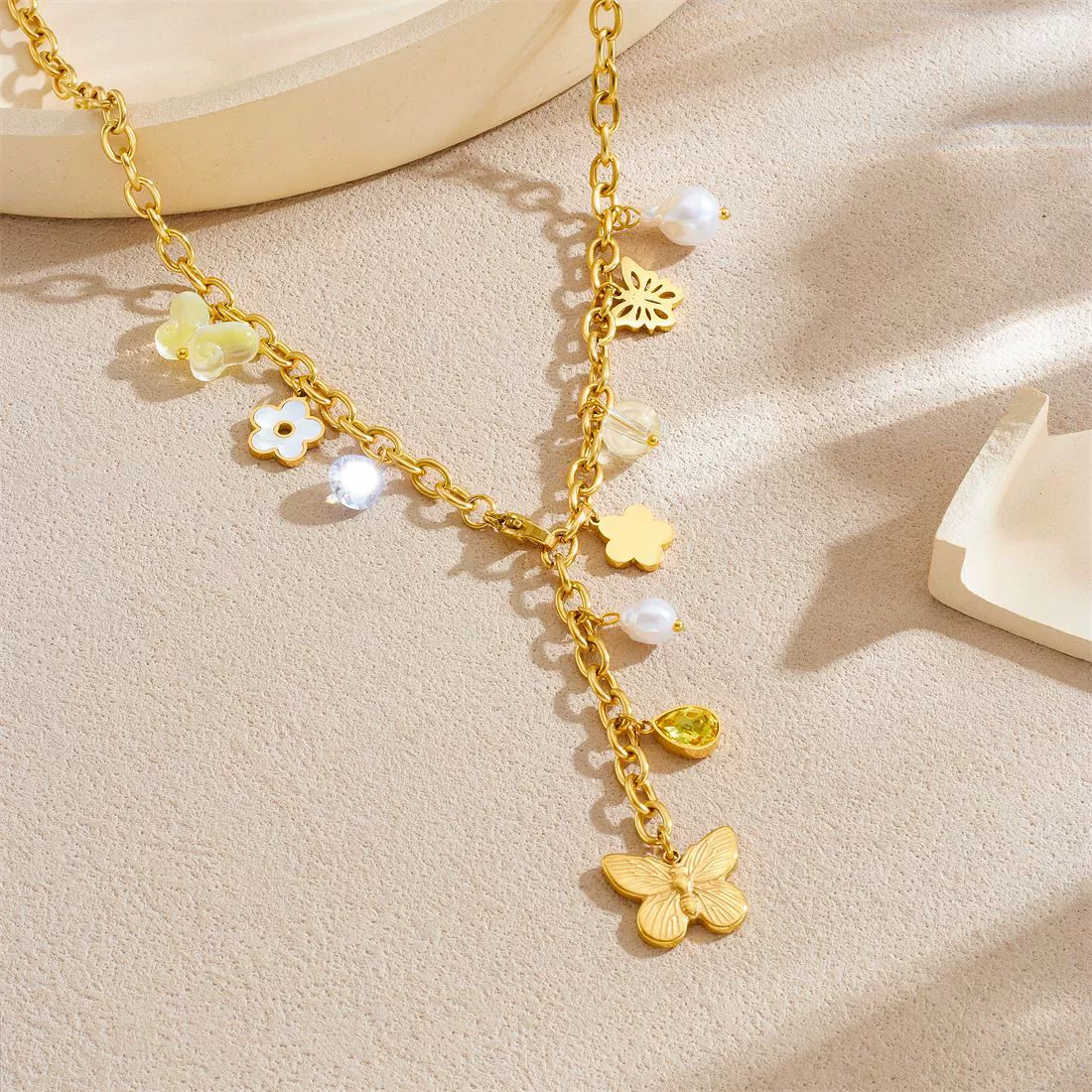 Wholesale Women's Casual Minimalist Goldplated Stainless Steel Star Pendant O Word Chain Necklace - Image 3