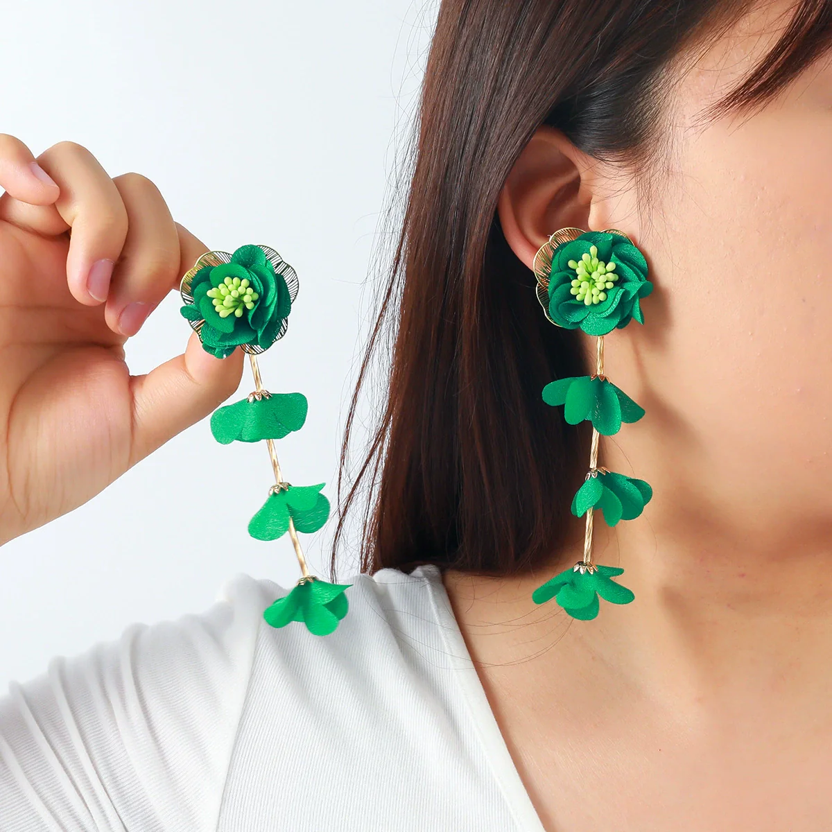 Wholesale Women's Casual Style Multilayer Chiffon Floral Earrings Zinc Alloy Hand Knitted Flower Shape - Image 2