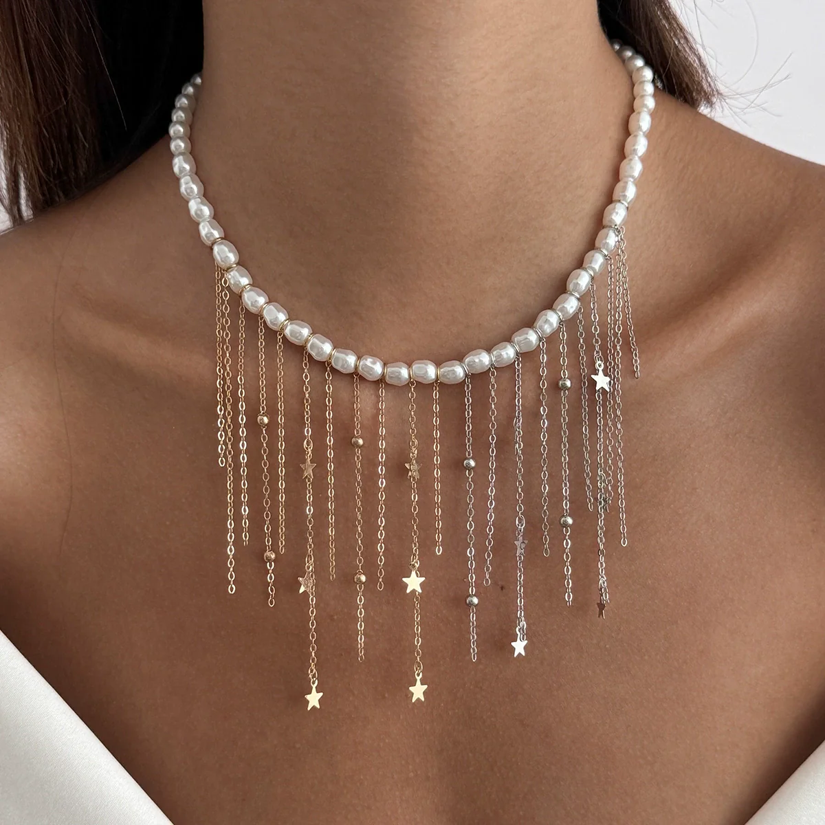 Wholesale Women's Clavicle Necklace Imitation Pearl Iron Chain Copperclad Iron Chain Geometric Electroplating - Image 3