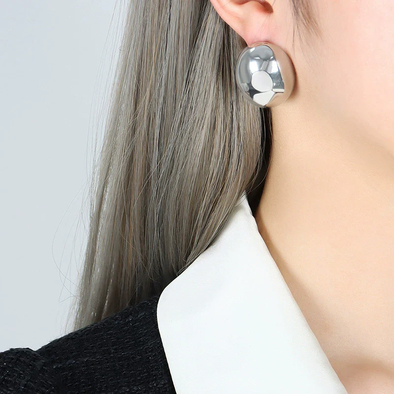 Wholesale Women's Cold Chic Geometric Oval Titanium Steel Electroplated Earrings Fashion Ear Jewelry - Image 5