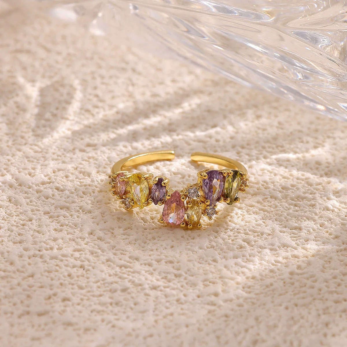 Wholesale Women's Colorful Zircon Geometric Heartshaped Copper Ring Inlaid With Gold - Image 4