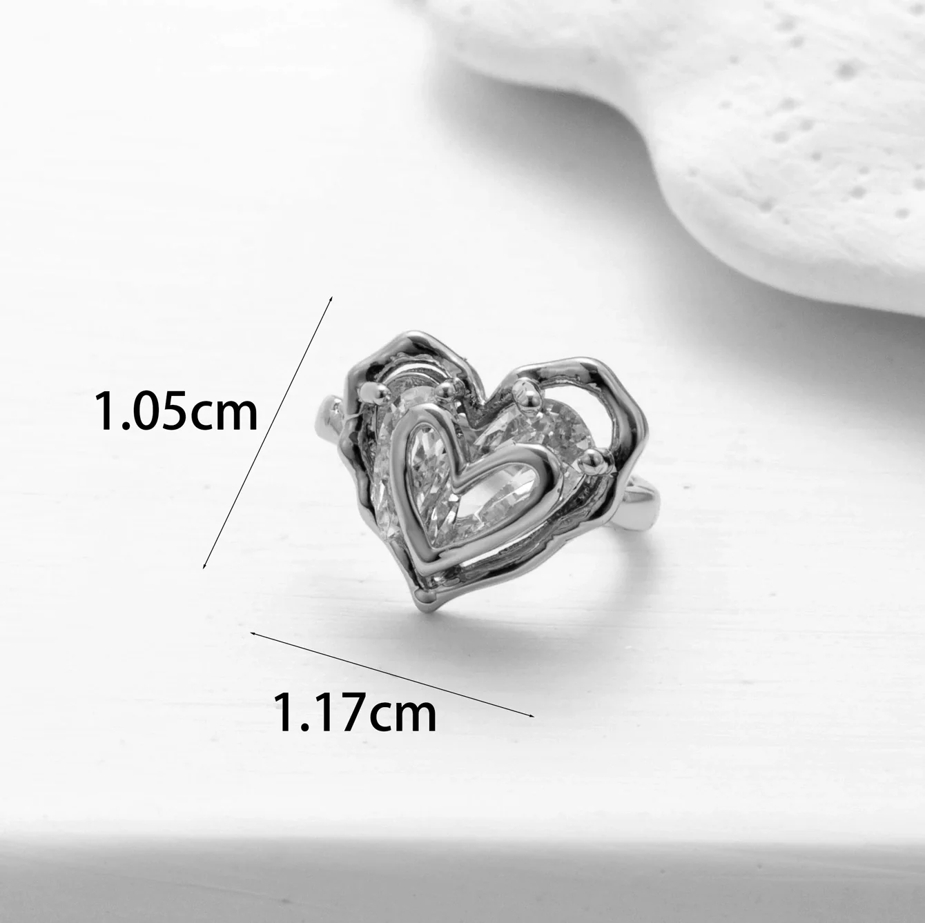 Wholesale Women's Copper Butterfly Cartilage Ear Clip Microinlaid Zircon Geometric Electroplated - Image 11