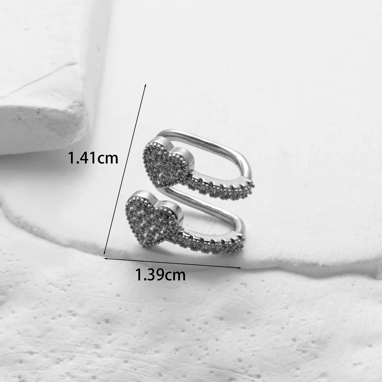 Wholesale Women's Copper Butterfly Cartilage Ear Clip With Microinlaid Zircon And Geometric Pattern Electroplated - Image 13