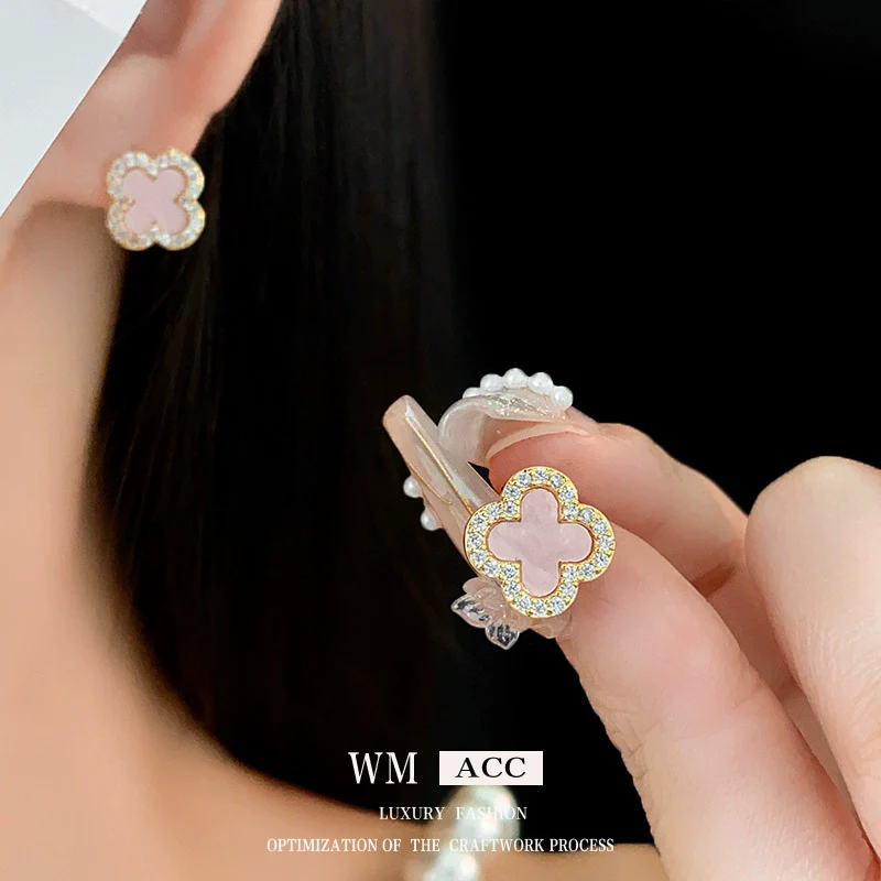 Wholesale Women's Copper Electroplated Geometric And Flower Motherofpearl Zircon Earrings - Image 2