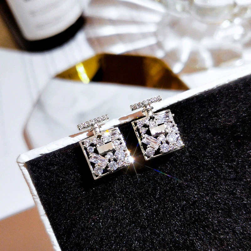 Wholesale Women's Copper Elegant Geometric Zircon Earrings - Image 6