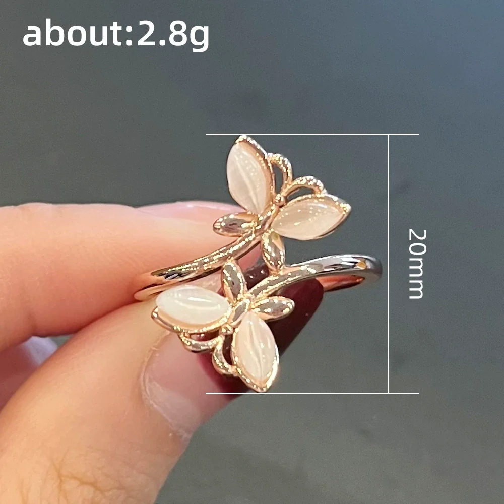 Wholesale Women's Copper Flower Zircon Imitation Cat's Eye Ring Luxury Fashion Niche Accessory - Image 5