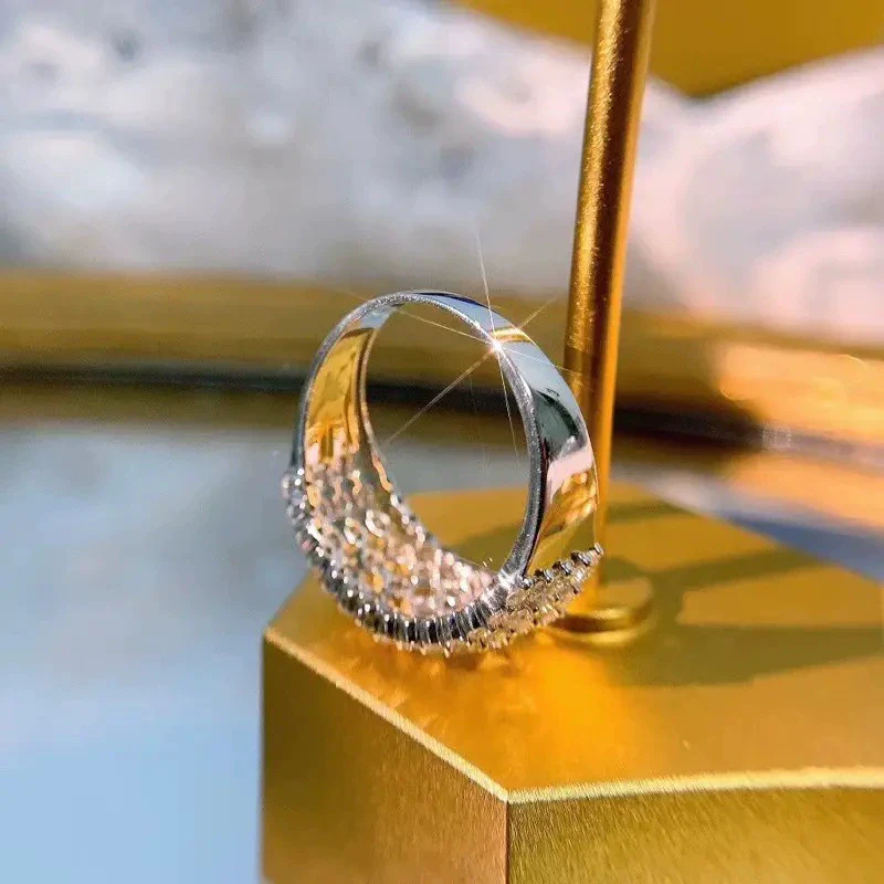 Wholesale Women's Copper Geometric Inlaid Zircon Fashionable Ring - Image 3