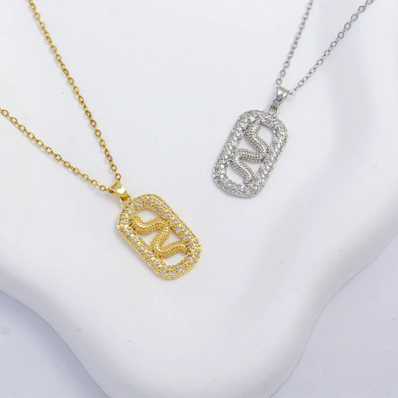 Wholesale Women's Copper Geometric Pendant Necklace With Inlay And Electroplating - Image 4
