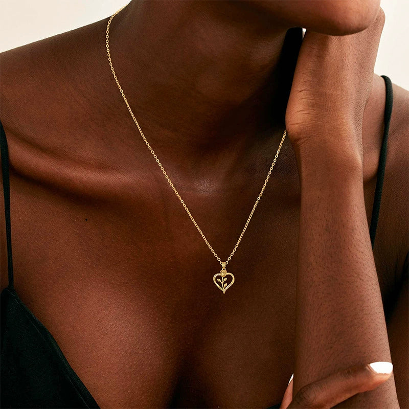 Wholesale Women's Copper Heart Shape Zircon Inlaid Electroplated Clavicle Chain Necklace - Image 3