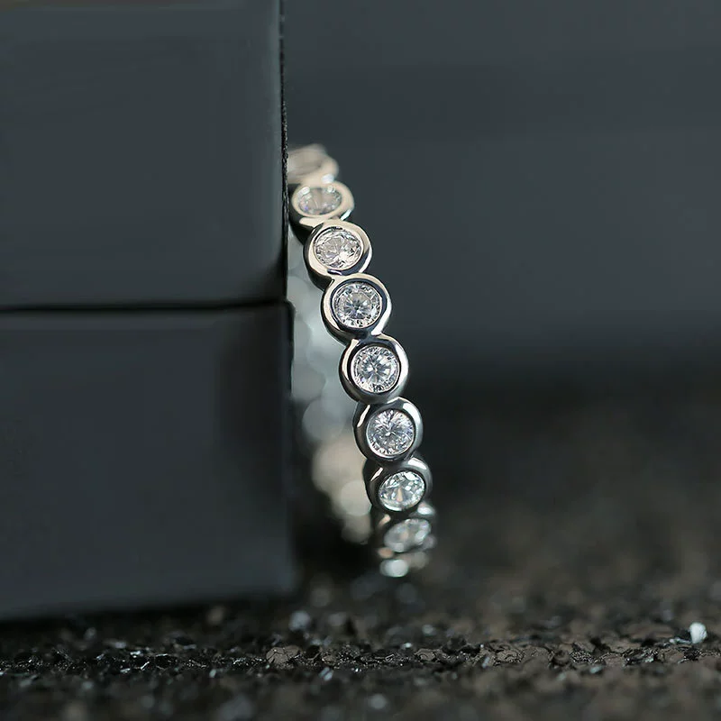Wholesale Women's Copper Inlaid Zircon Geometric Strip Ring Jewelry