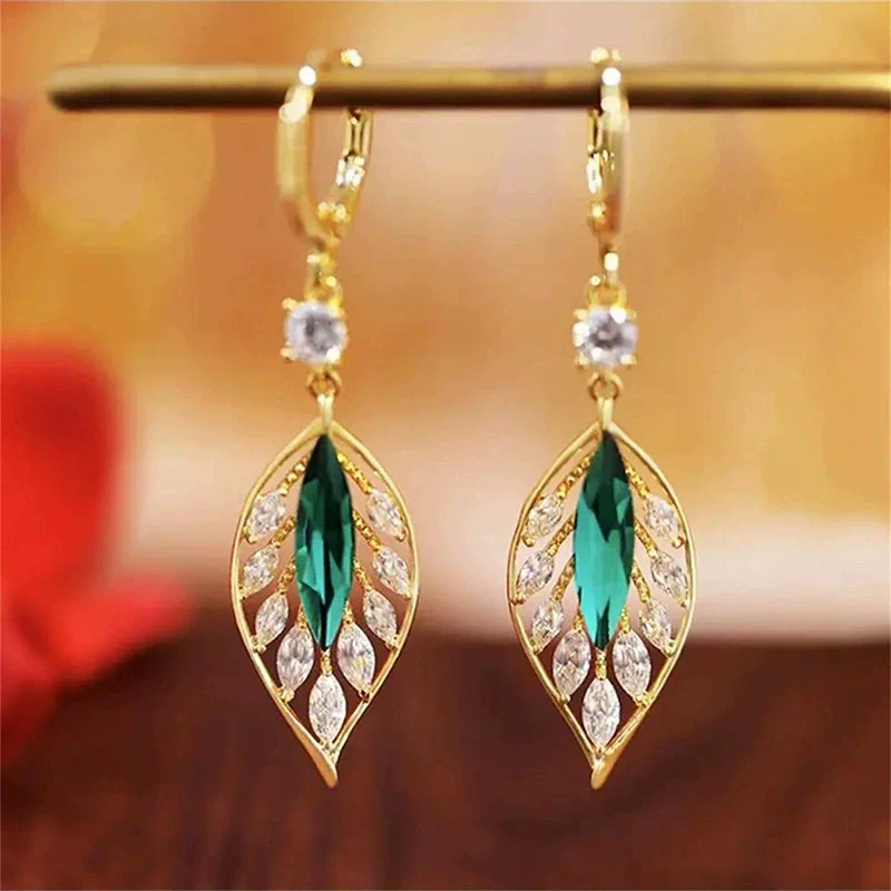 Wholesale Women's Copper Leaf Geometric Earrings Light Luxury Style