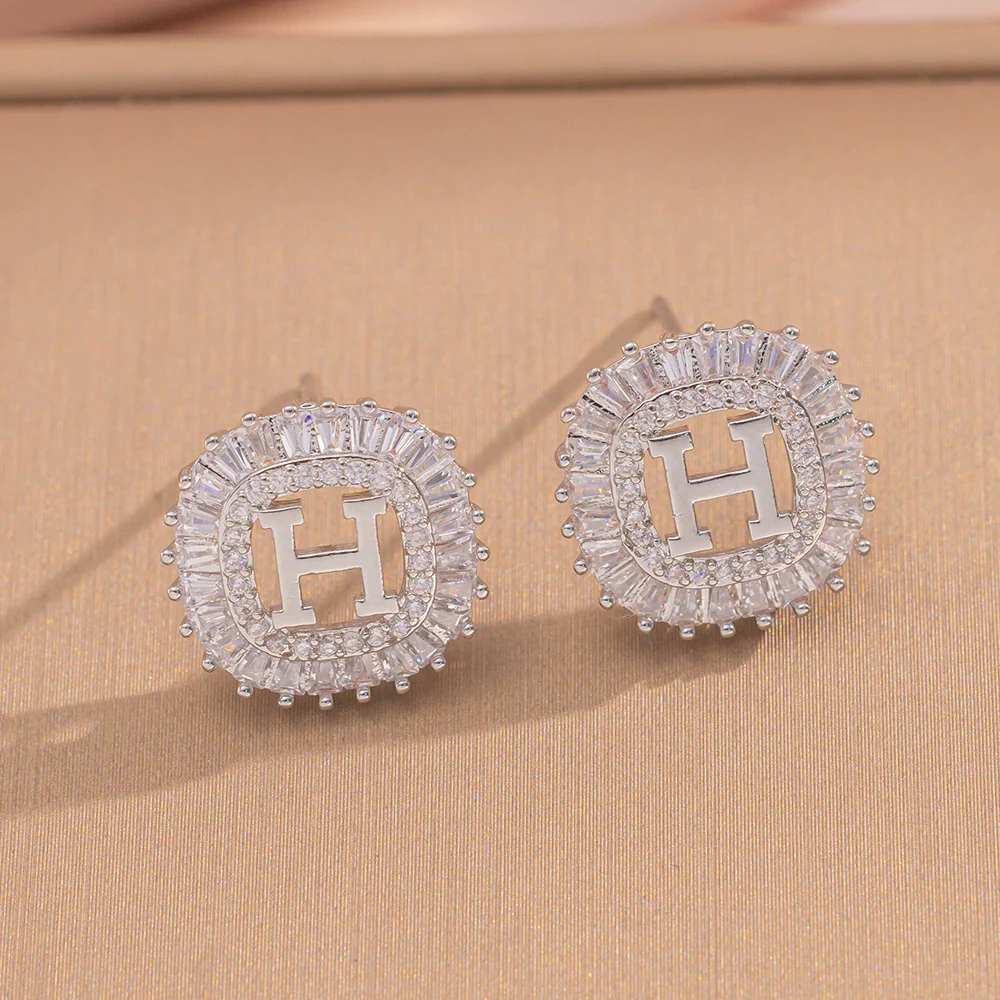 Wholesale Women's Copper Letter Earrings With 18K Gold Plating And Zircon Light Luxury And Simple Style - Image 3