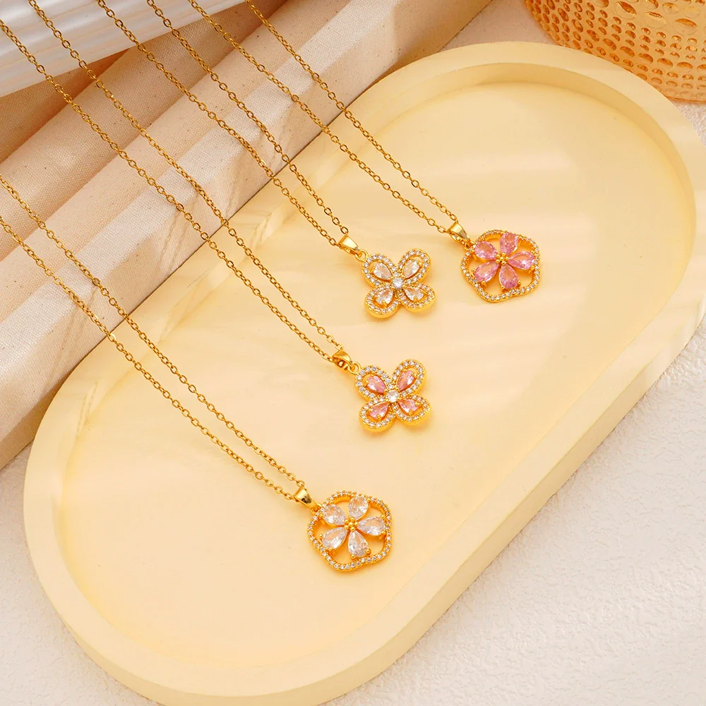 Wholesale Women's Copper Necklace With Electroplating Fourleaf Clover Flower Pendant Inlaid With Zircon Light Luxury Style - Image 3
